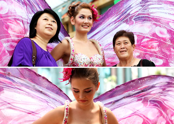 Voyage de la Vie Butterfly Girls at Resorts World Sentosa Voyage de la Vie Butterfly Girls at Resorts World Sentosa