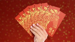Resorts World Sentosa's Sure-Win Hong Bao Surprise