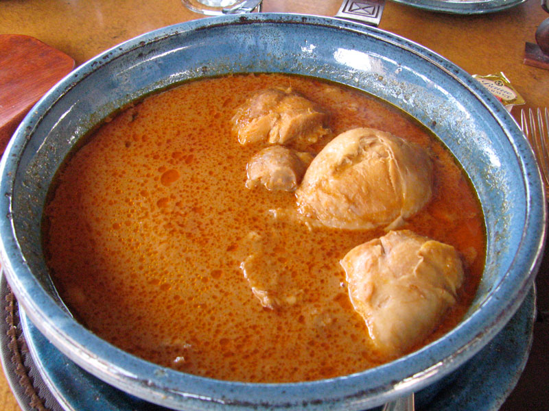 Peanut chicken soup