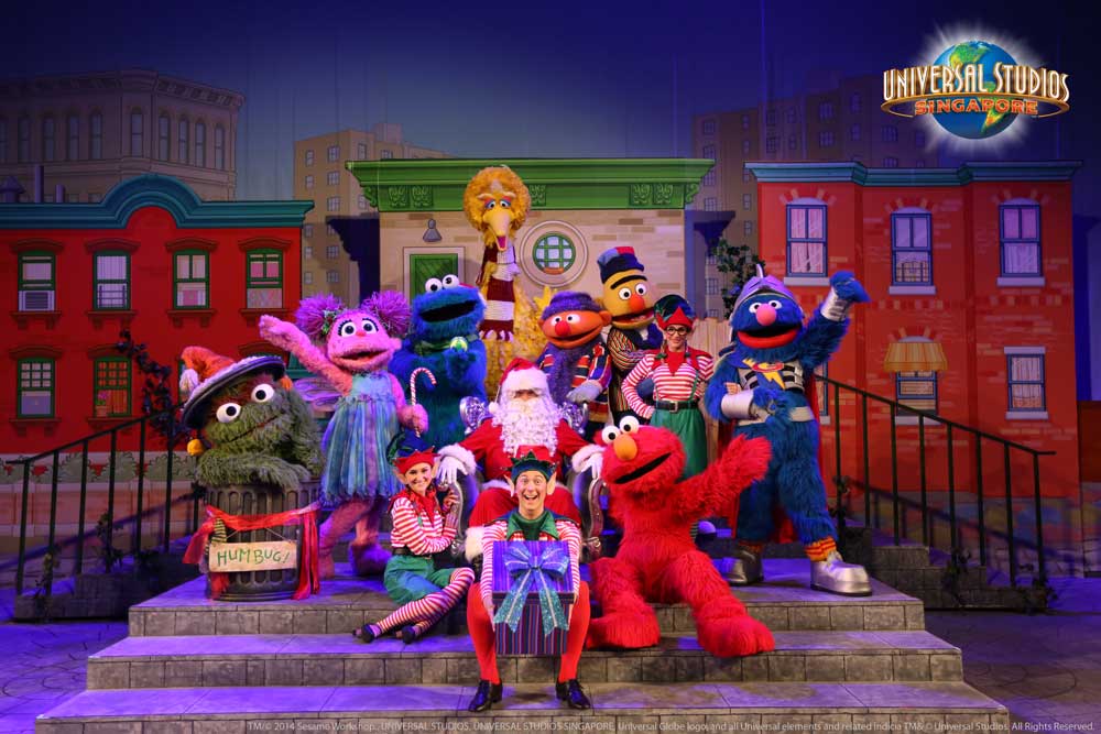 Sesame Street Saves Christmas at Universal Studios Singapore