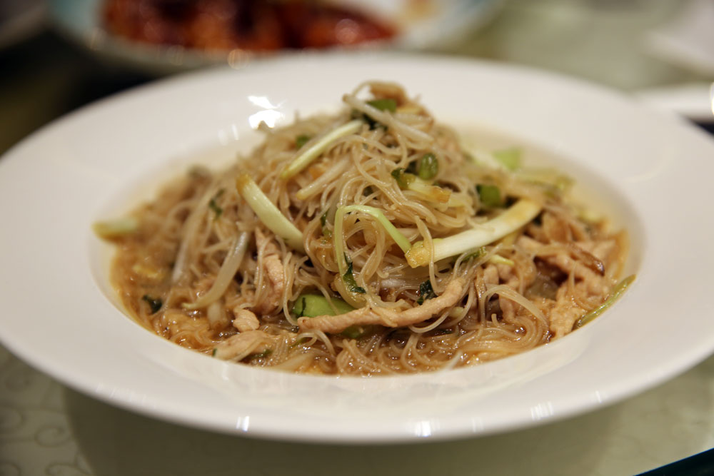 Braised Vermicelli with Shredded Duck and Preserved Vegetable