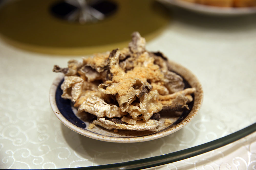 Crispy Fish Skin served with Chicken Floss