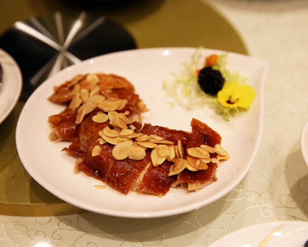 Crispy Roasted Chicken served with Garlic Crisps