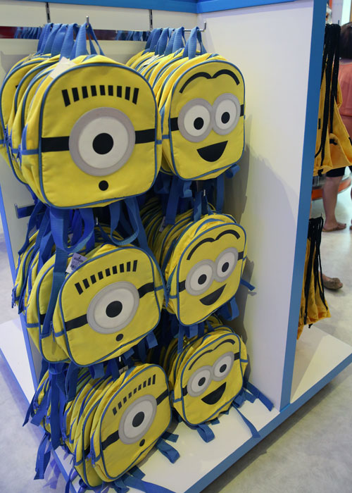 minion-mart-backpack