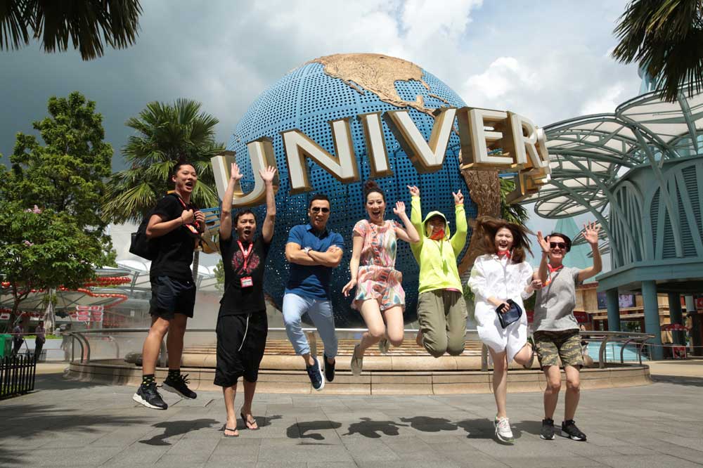 donnie-yen-uss-globe