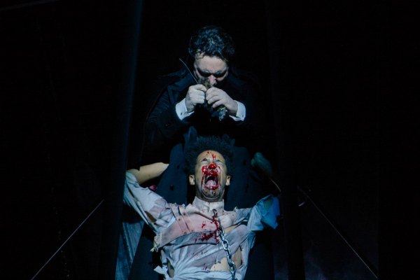 Dracula in Singapore