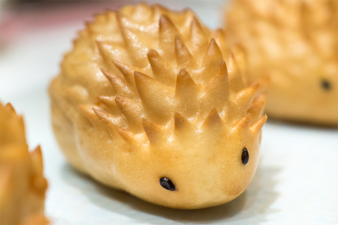 Deep-fried Minced Chicken Floss Bun