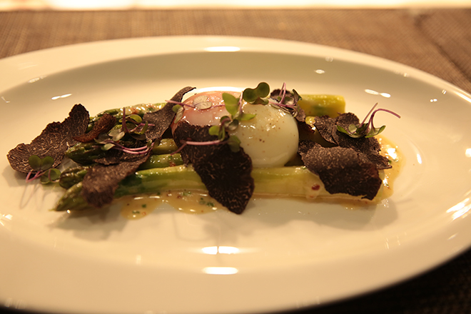 Steamed Green Asparagus